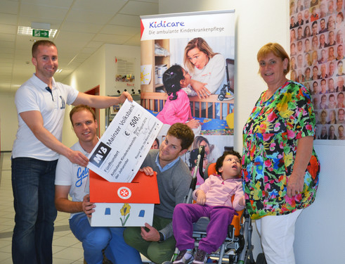 http://round-table.de/redaxo/index.php?rex_media_type=rex_mediapool_maximized&rex_media_file=spendenuebergabe_round_table_194_20140825_302b01960e.jpg&buster=1559862487